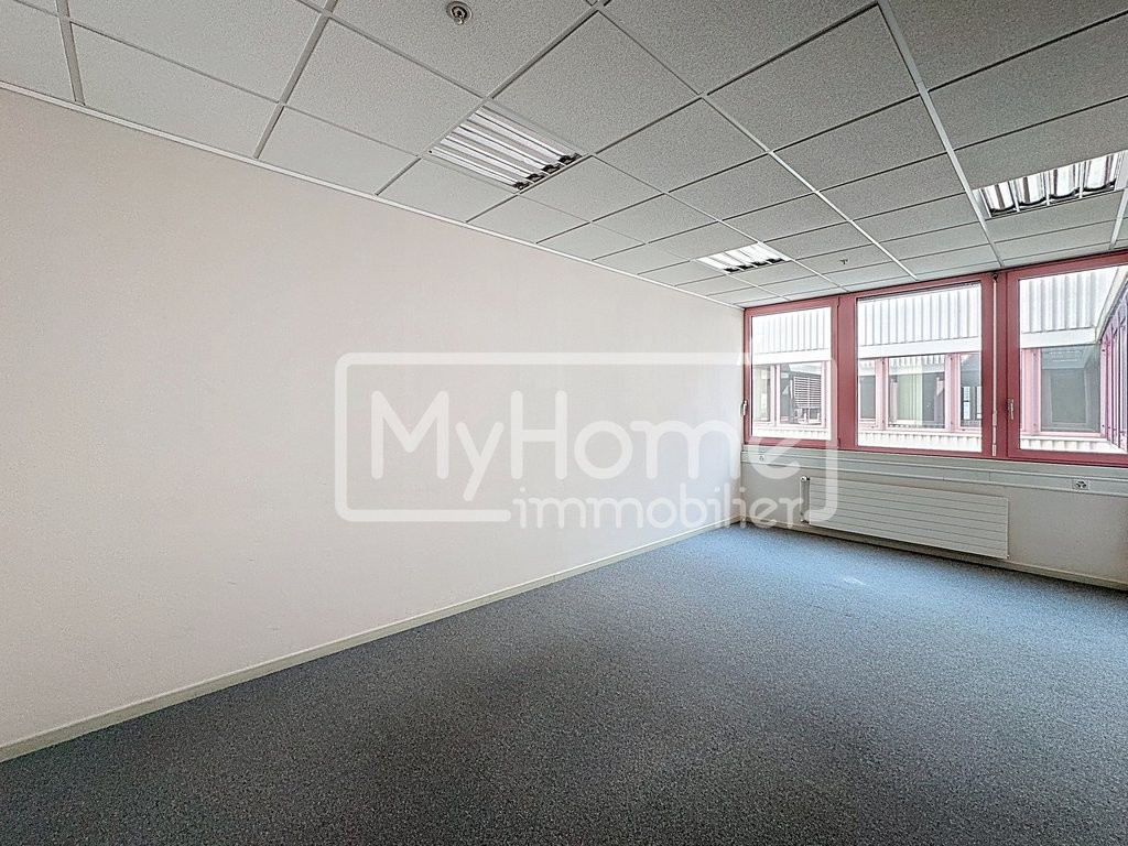 negozio di 805m²