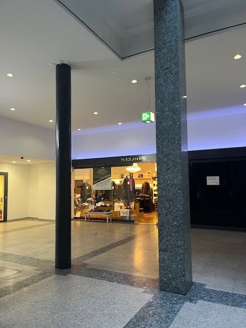 105m² shop, photo 4 sur 4