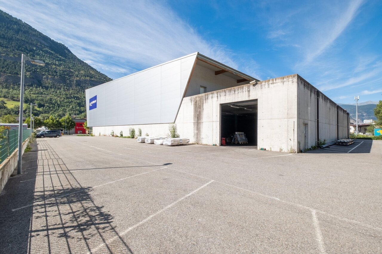 4601m² industrial object, photo 5 sur 10