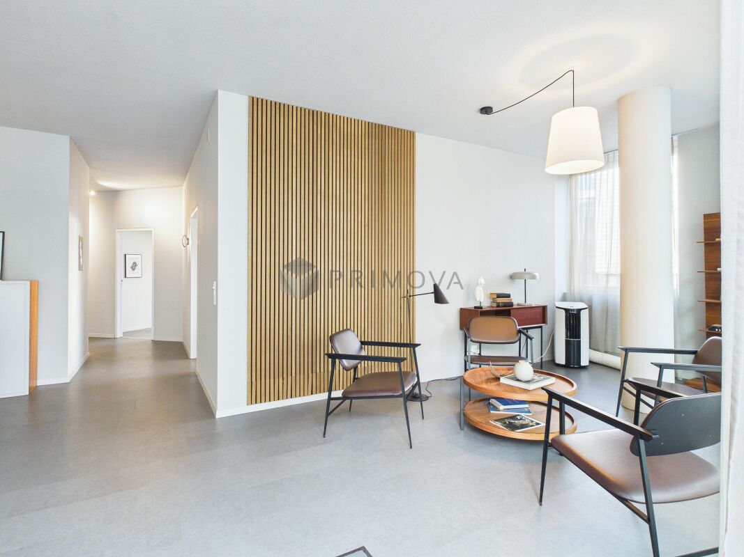 153m² commercial