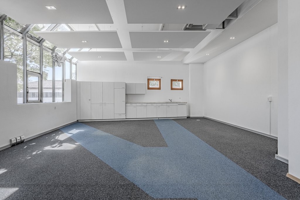 423m² bureau, photo 4 sur 10