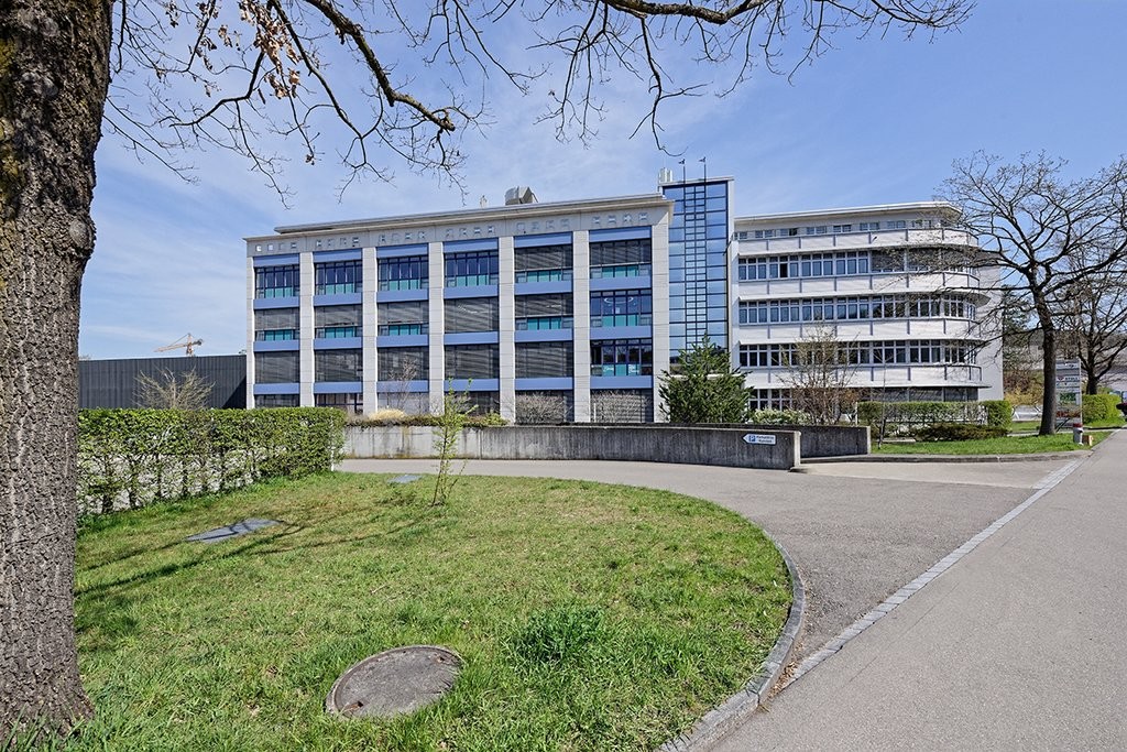 480m² de bureaux