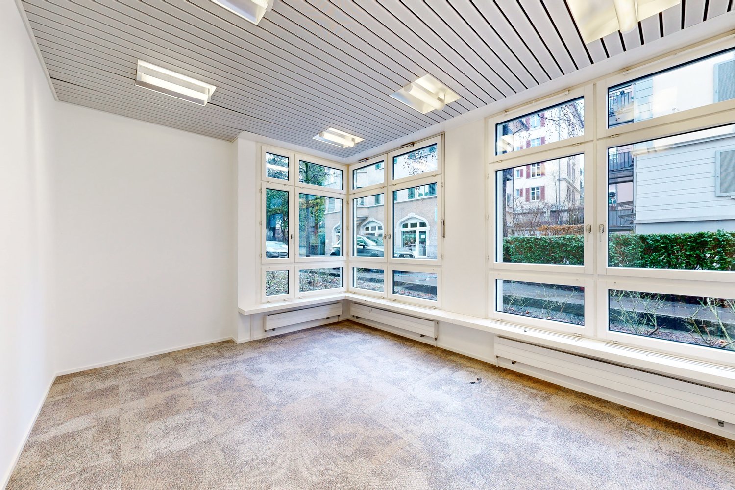 Commerce de 160m²