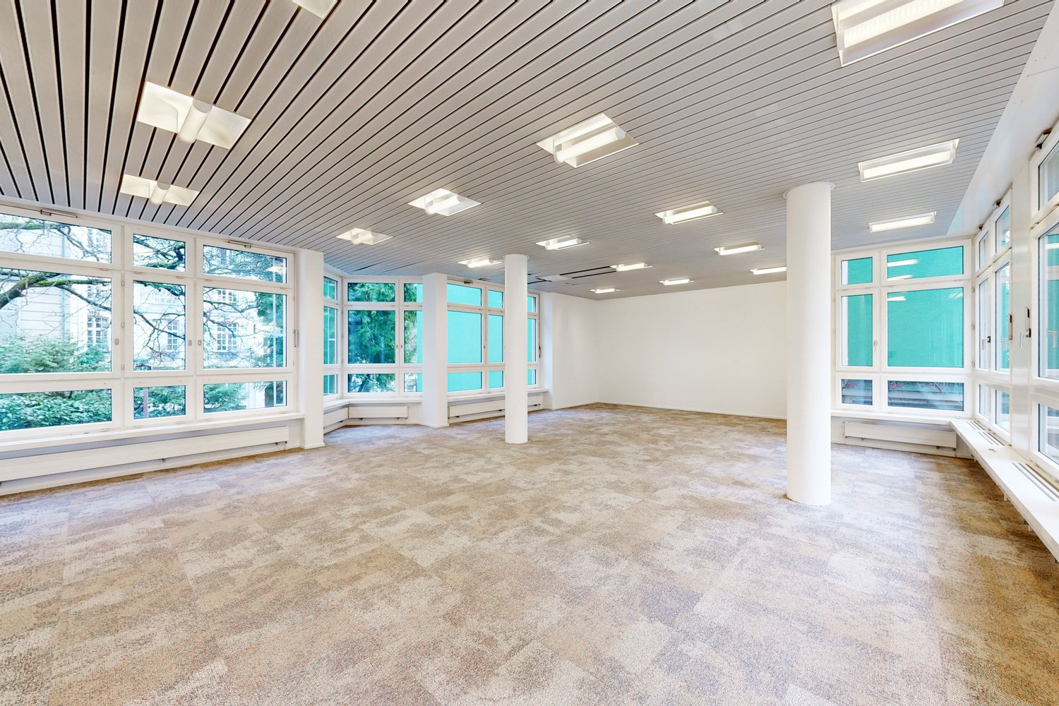 Commerce de 160m²