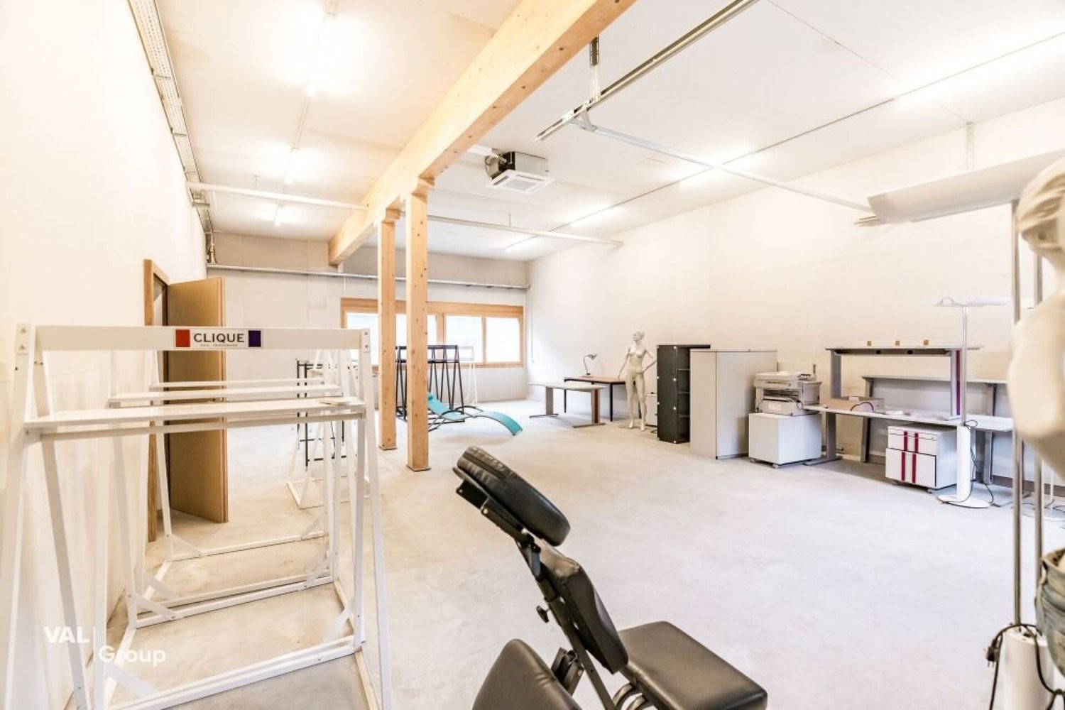 97m² commercial, photo 2 sur 6