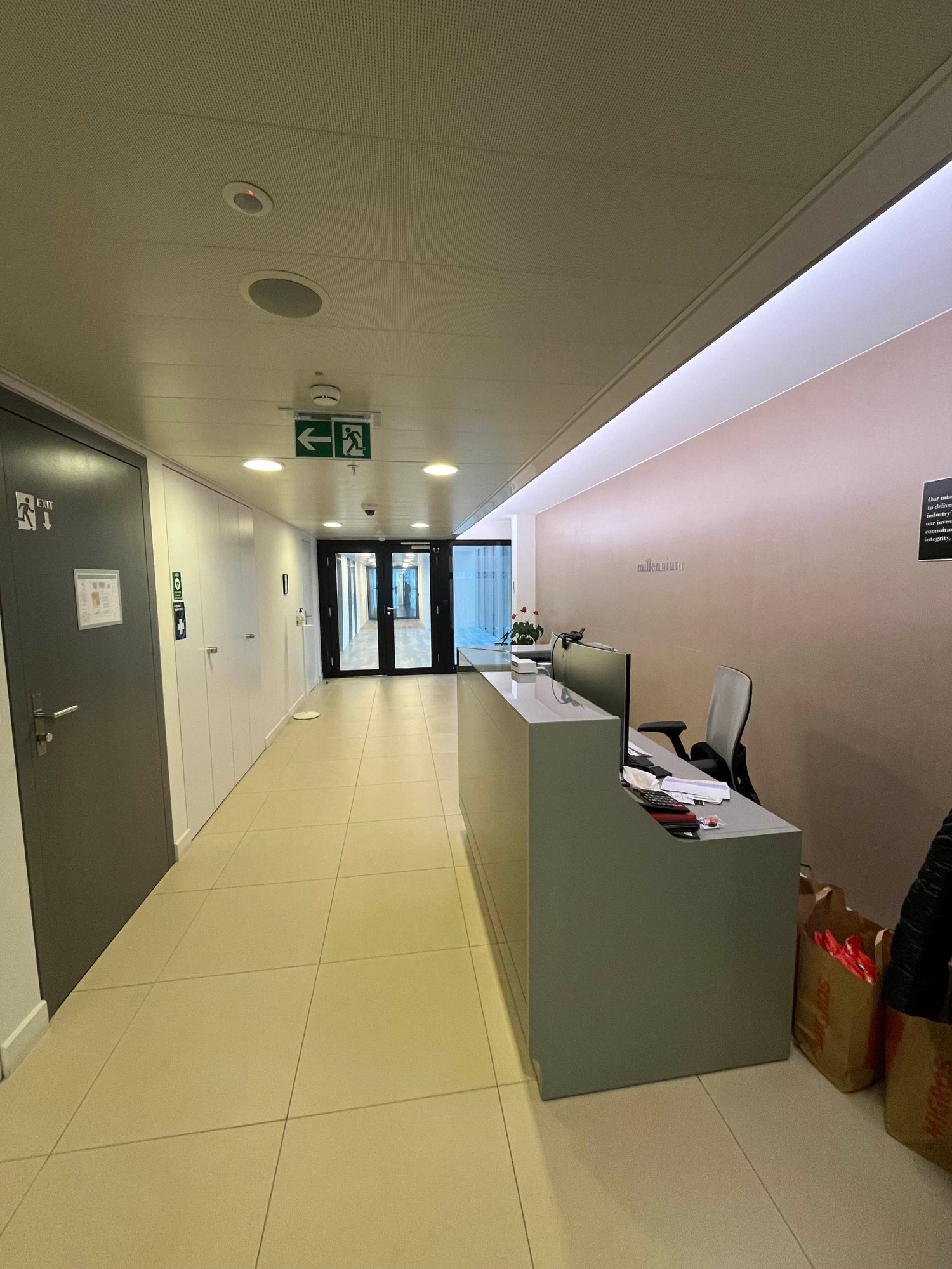 300m² office, photo 5 sur 6