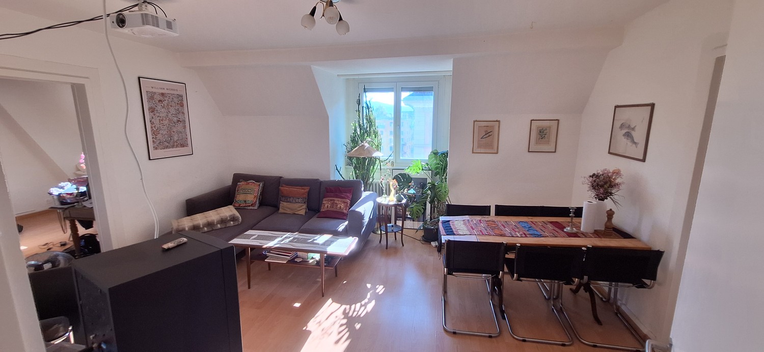 Appartement de 4 pièces, photo 1 sur 8