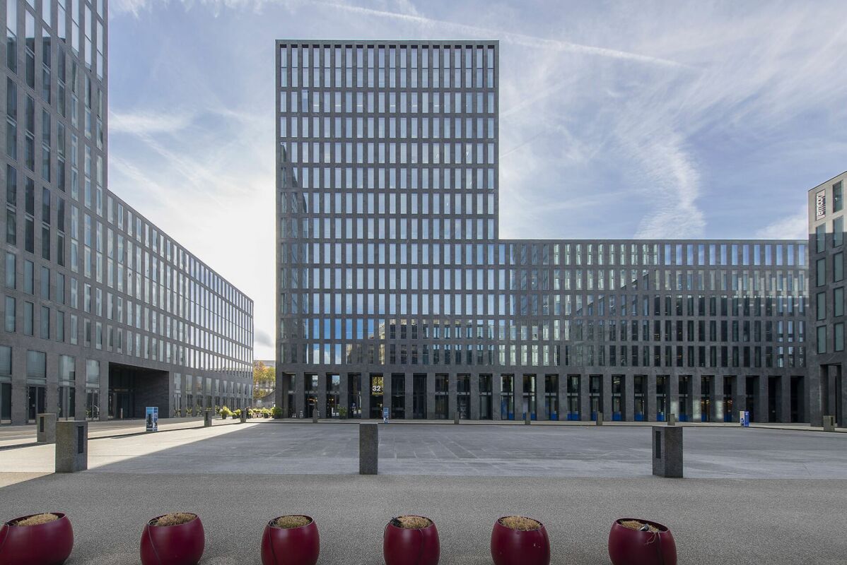 1986m² de bureaux, photo 2 sur 9