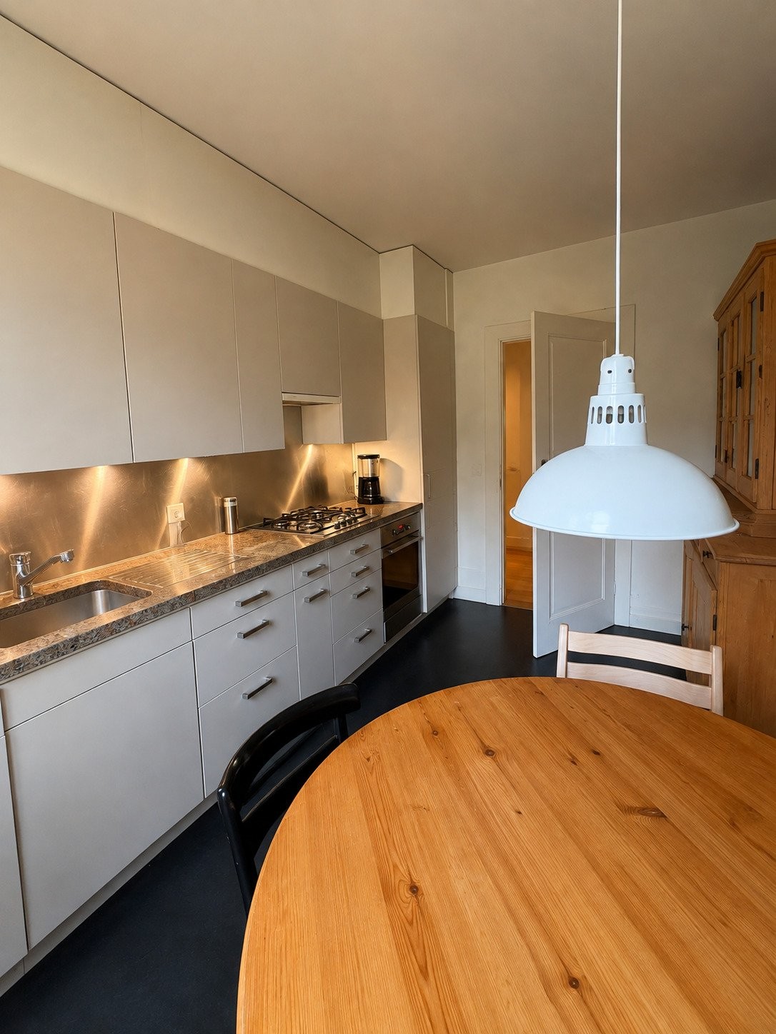 Appartement meublé de 5 ½ pièces, photo 3 sur 10
