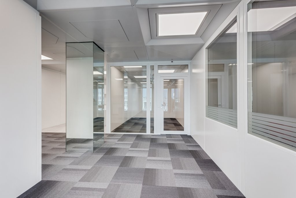 450m² office, photo 1 sur 4