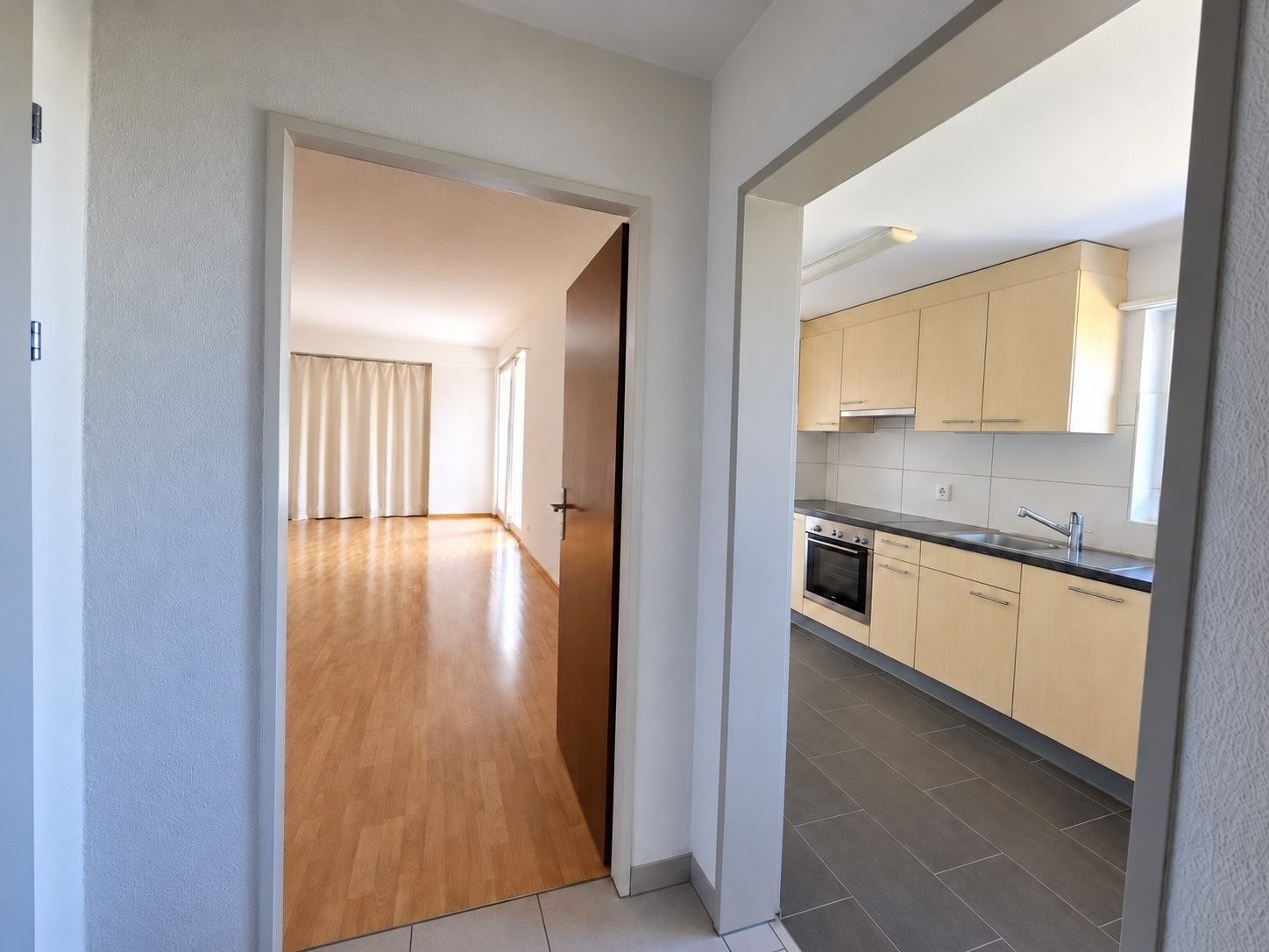 Appartement de 2 ½ pièces, photo 2 sur 10