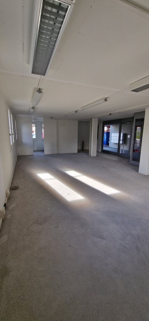 Magasin de 68m²