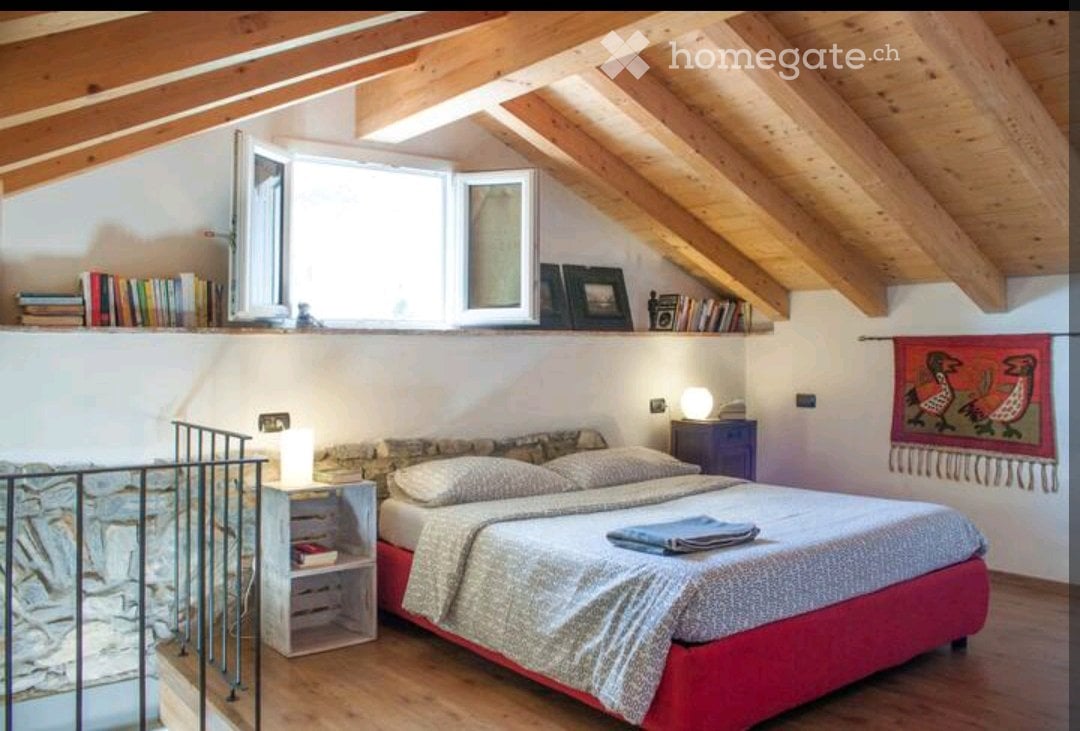 Appartement de 3 pièces

Magnifique appartement sur deux niveaux, situé sur la montagne de Cernobbio.
L'appartement est loué uniquement pour de longues périodes.
Il est loué entièrement meublé
Au premier étage, toilettes de service, cuisine et salon. Au deuxième étage, chambre à coucher et salle de , photo 3 sur 5