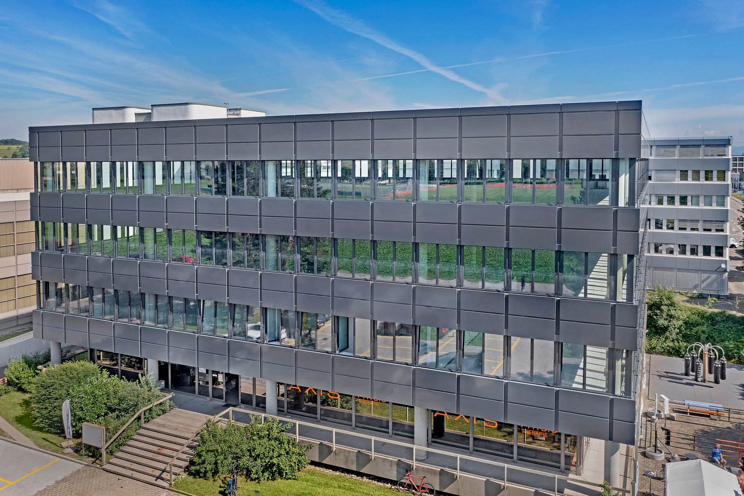 250m² commercial, photo 1 sur 10