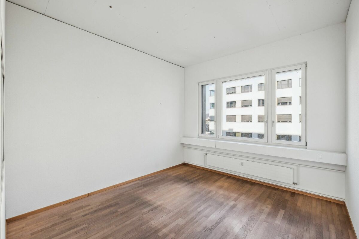 622m² commercial