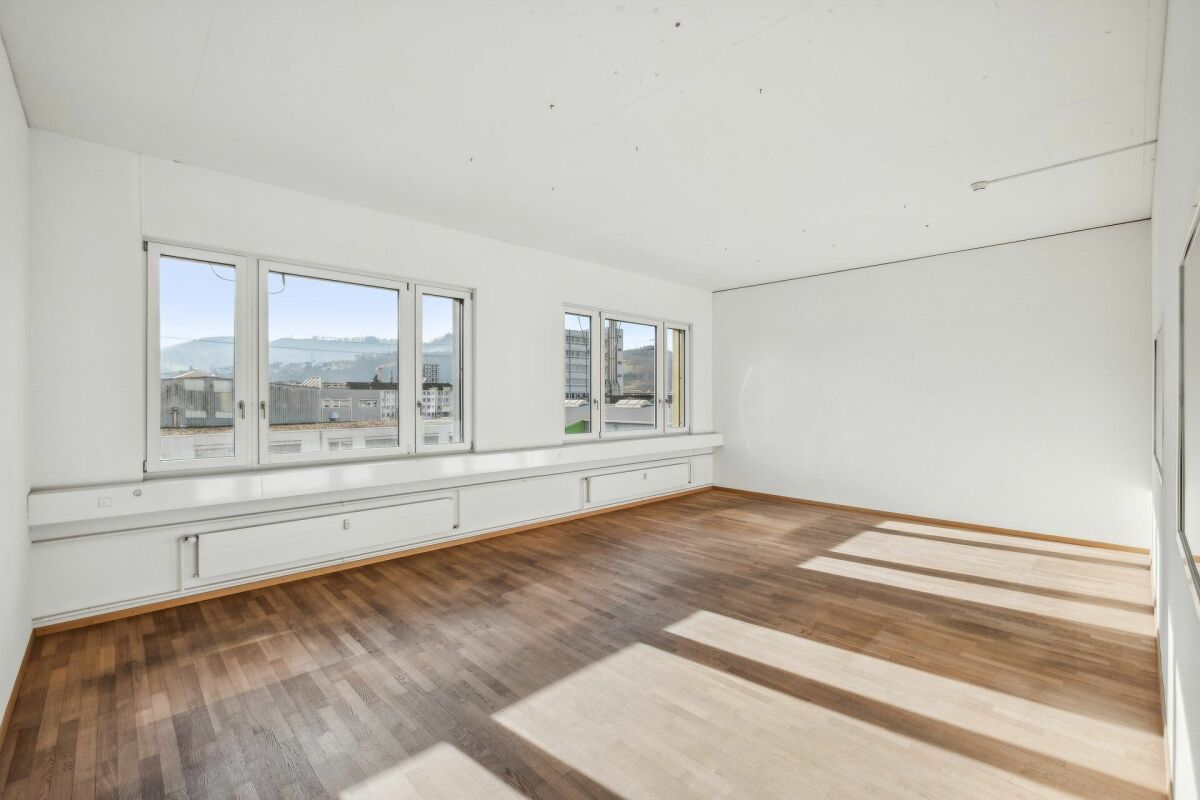 622m² commercial