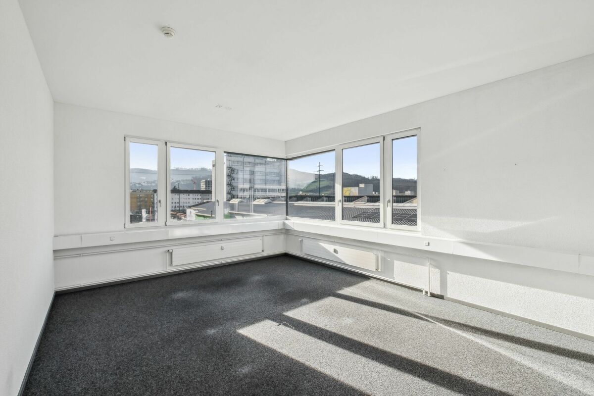 622m² commercial