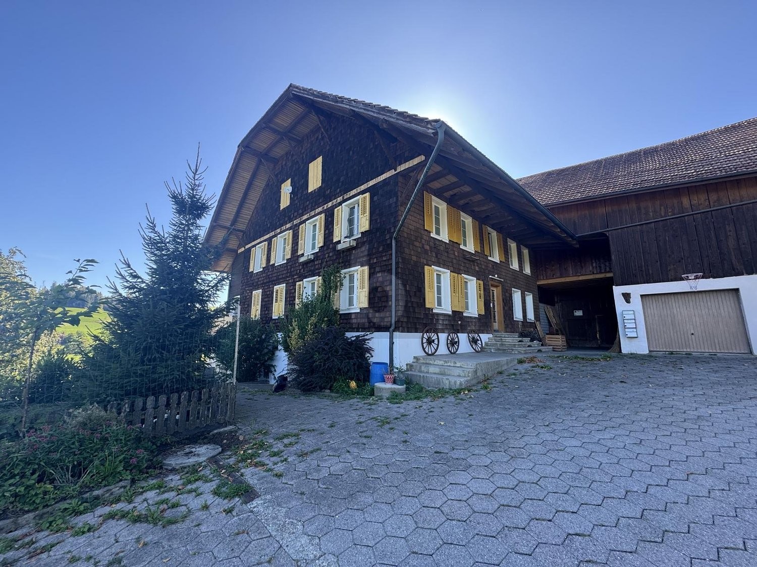 maison de campagne de 8 pièces, photo 2 sur 4