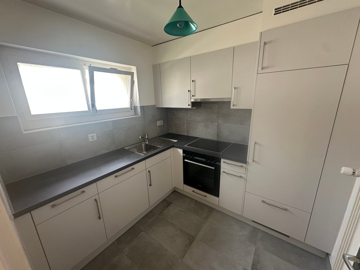 3 rooms apartment, photo 1 sur 6