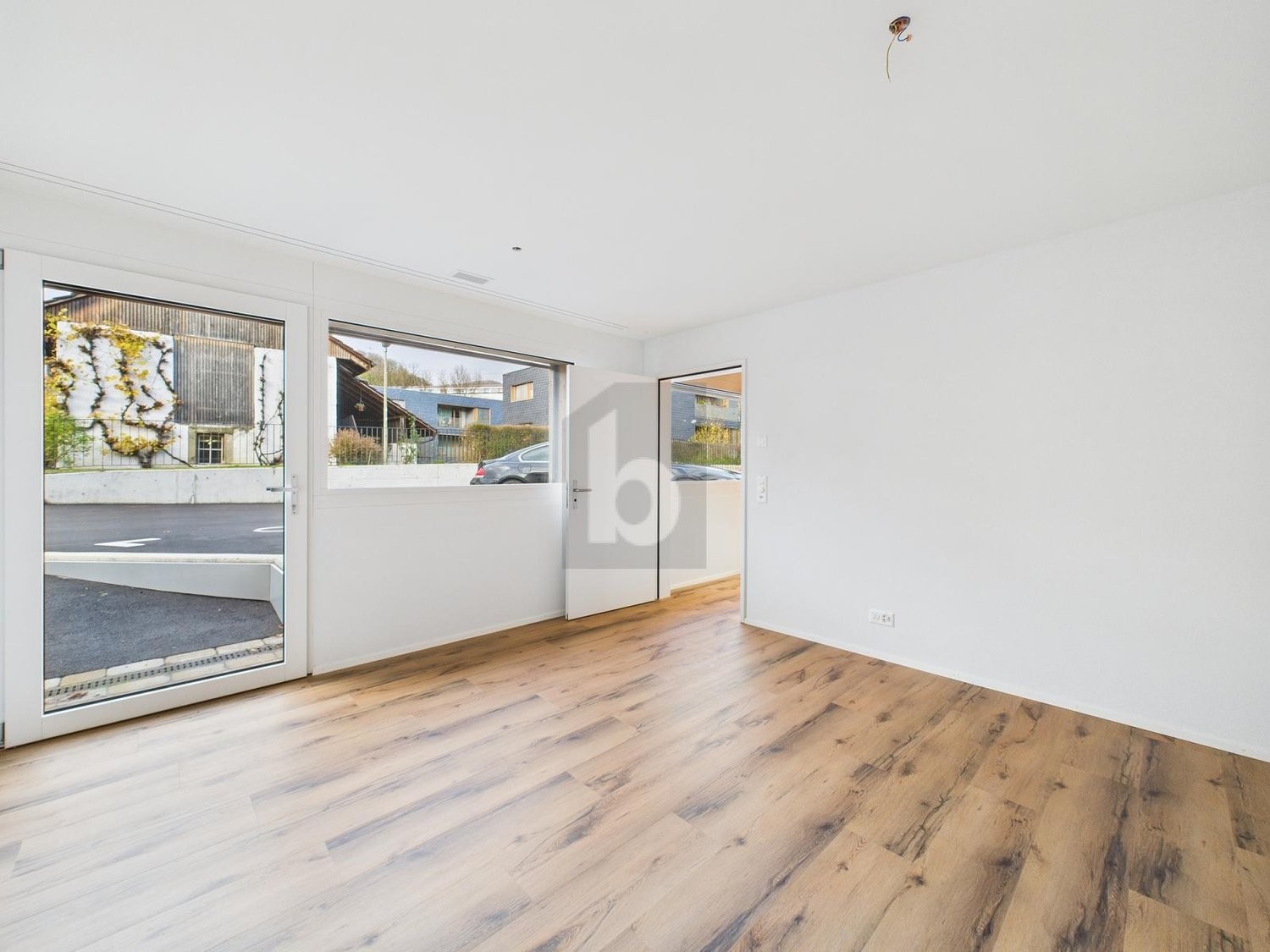 Cabinet de 227m², photo 4 sur 4