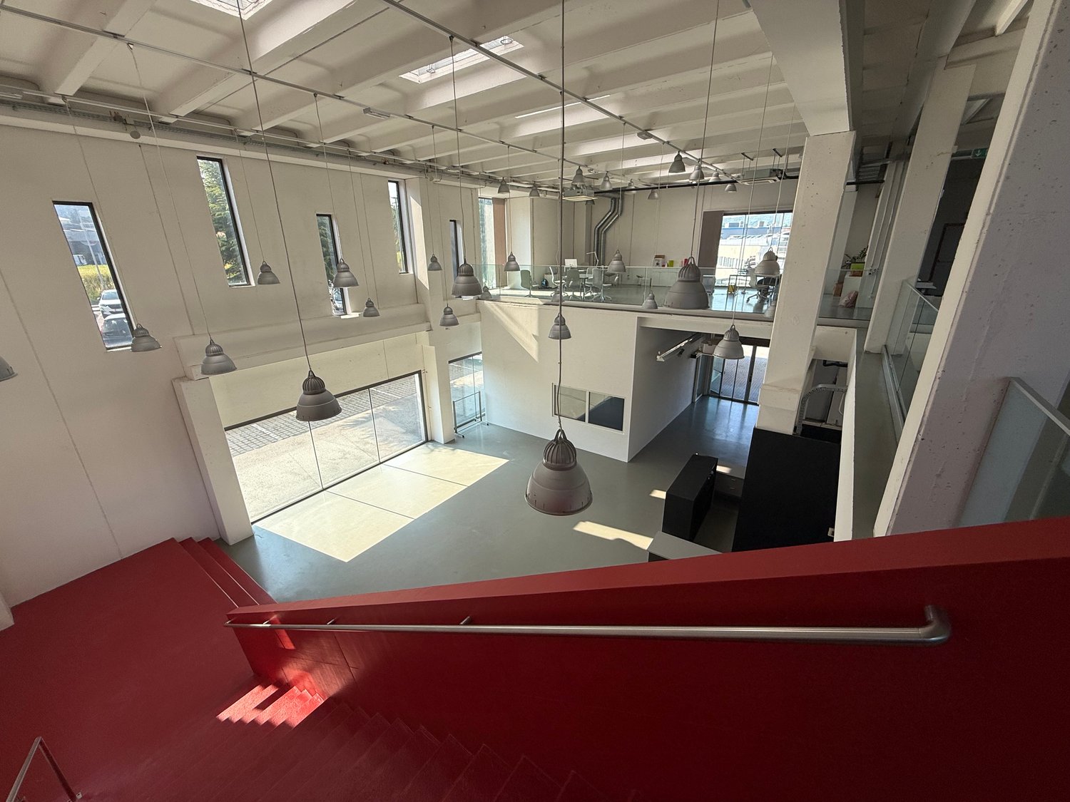 Magasin de 1940m², photo 5 sur 10