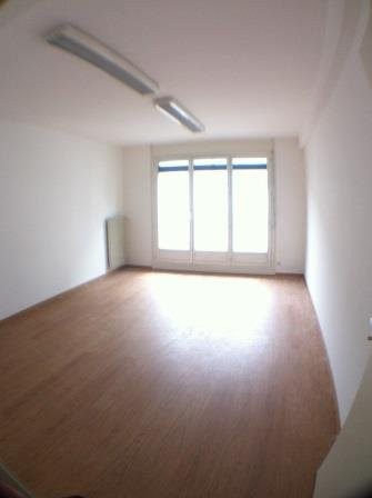 114m² office, photo 2 sur 3