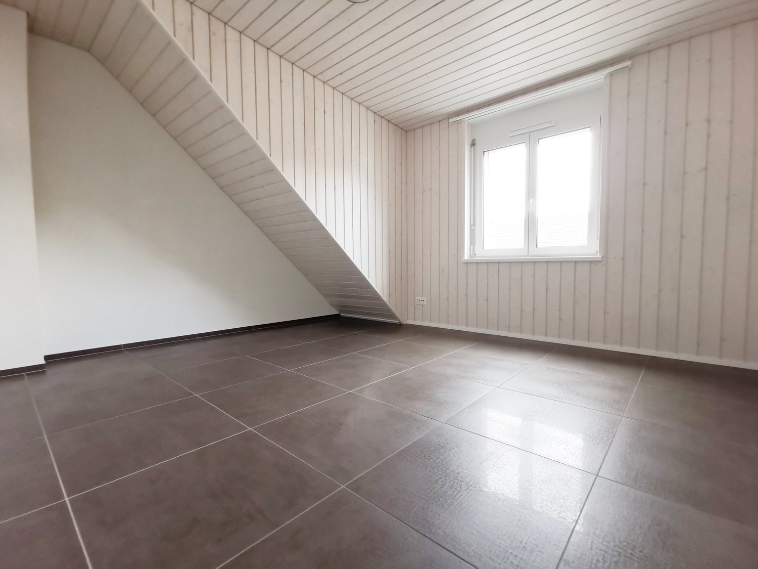 Appartement de 3 ½ pièces en attique