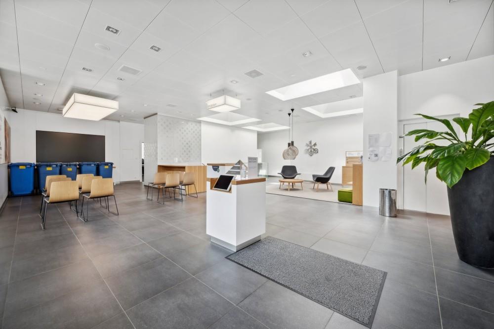 Bureau de 430m², photo 3 sur 8