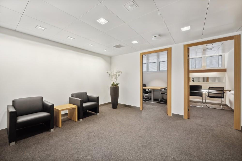 Bureau de 430m², photo 7 sur 8