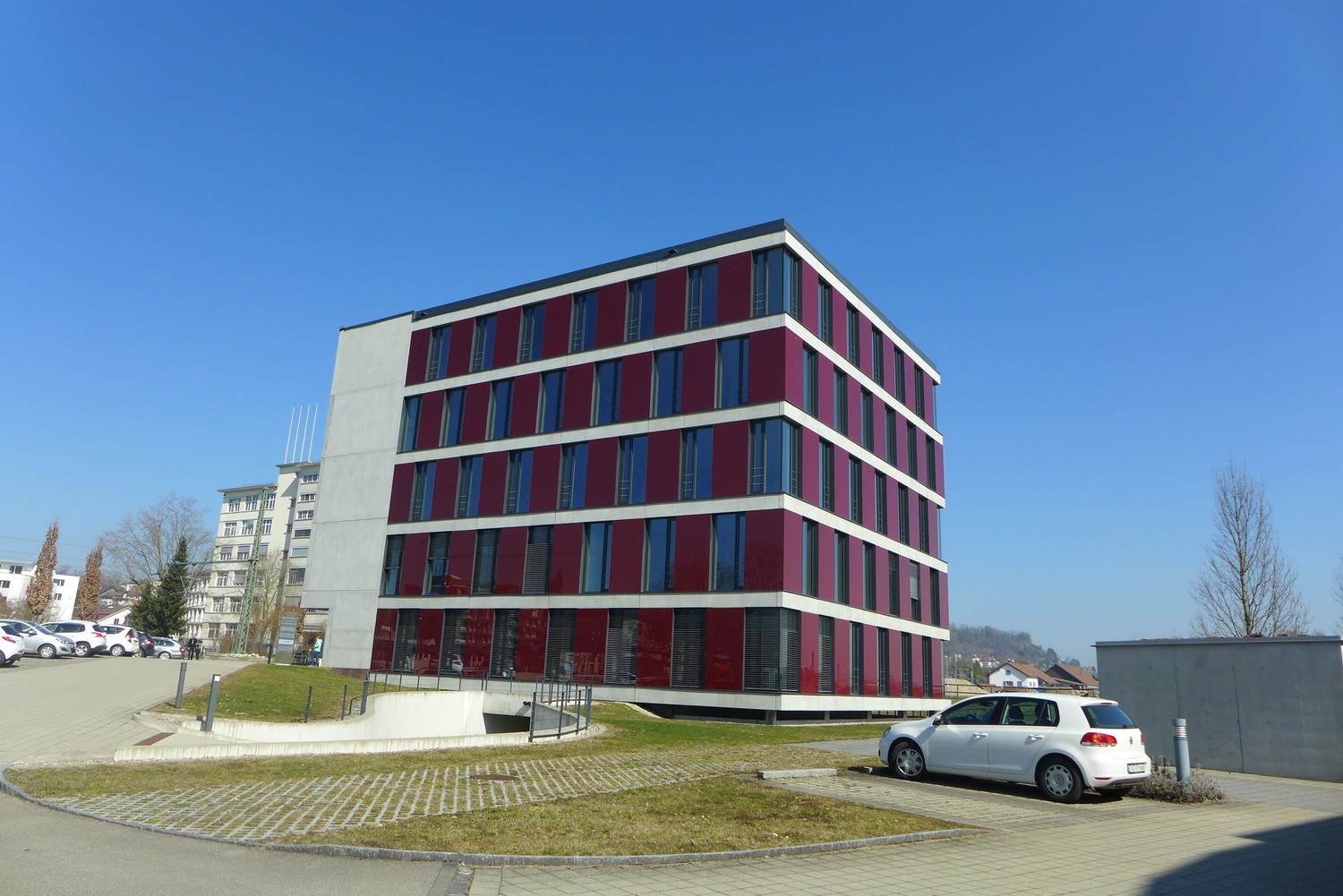 132m² bureau, photo 1 sur 6