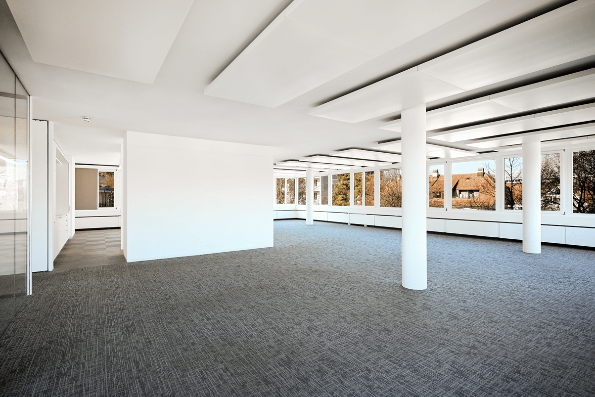758m² de bureaux