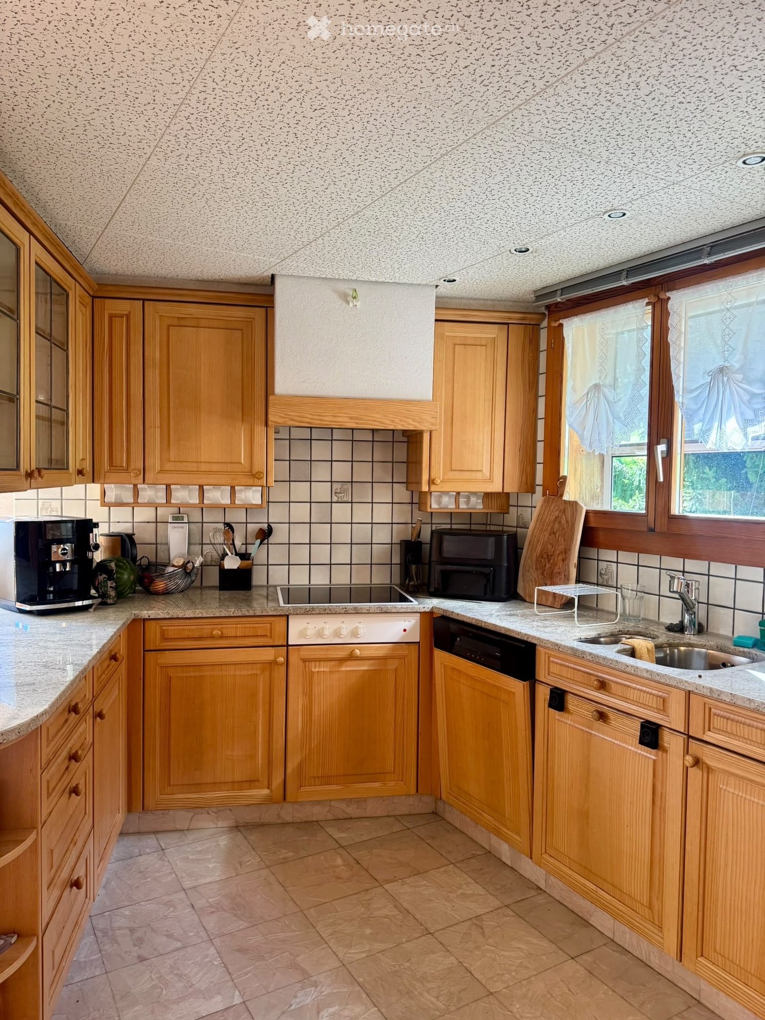 maison individuelle de 6 pièces, photo 1 sur 5