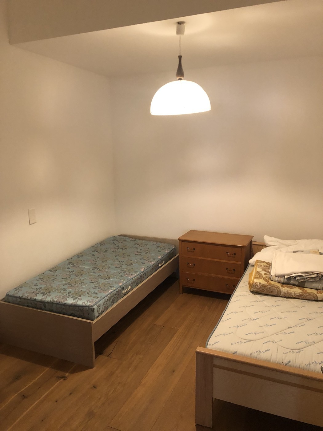 Appartement de 3 ½ pièces

Place de parc disponible, peut être louée en complément, photo 5 sur 5