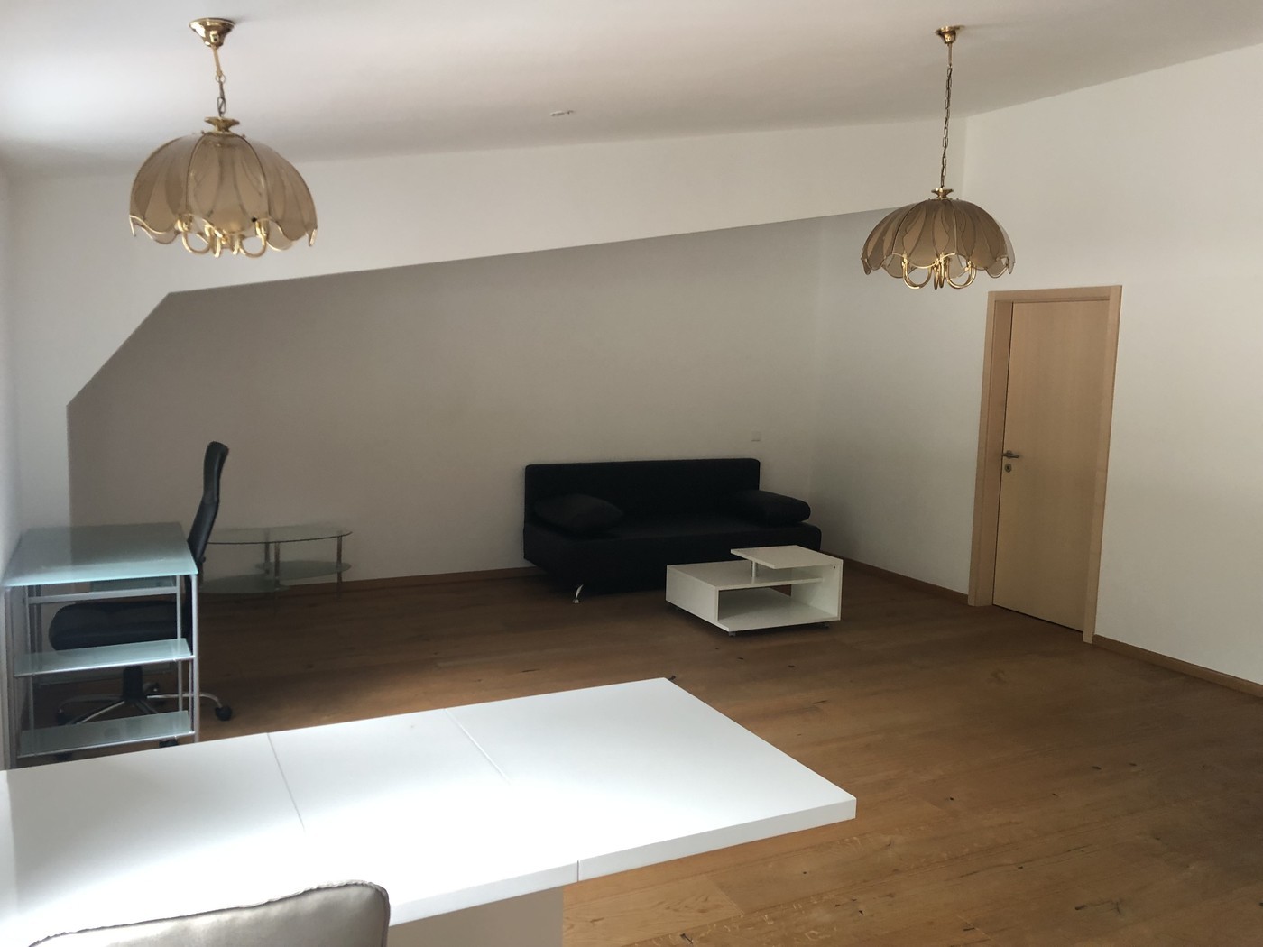 Appartement de 3 ½ pièces

Place de parc disponible, peut être louée en complément, photo 3 sur 5