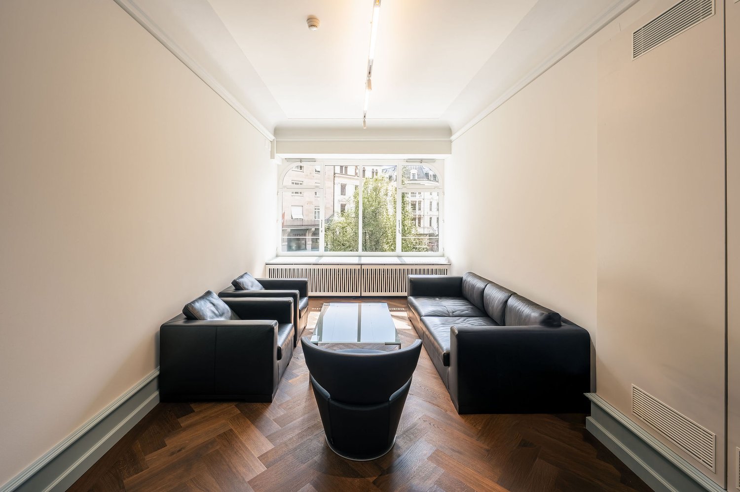 Bureau de 210m², photo 5 sur 7