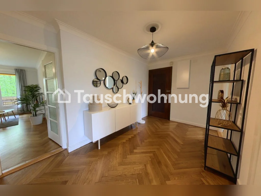 Appartement de 4 ½ pièces

Appartement lumineux et spacieux de 2 chambres avec vue sur le fleuve à louer à La Jonction. Contact:   
  
Profitez de cet élégant et spacieux appartement de 85 m² dans le quartier prisé de La Jonction, idéalement situé à proximité des transports publics et à quelques pas, photo 6 sur 6