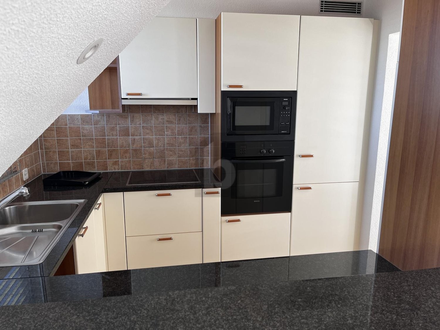 Appartement en attique de 4 ½ pièces, photo 1 sur 4