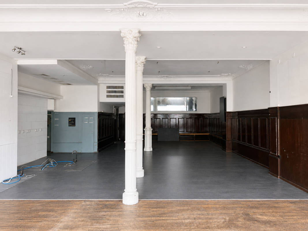 169m² commercial, photo 4 sur 10