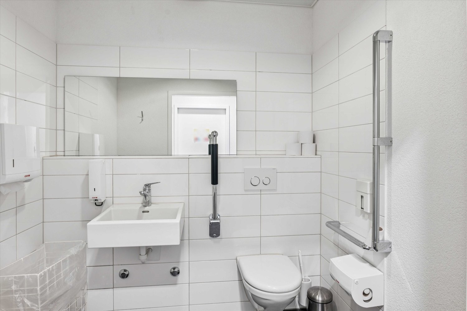 381m² de bureaux, photo 3 sur 6