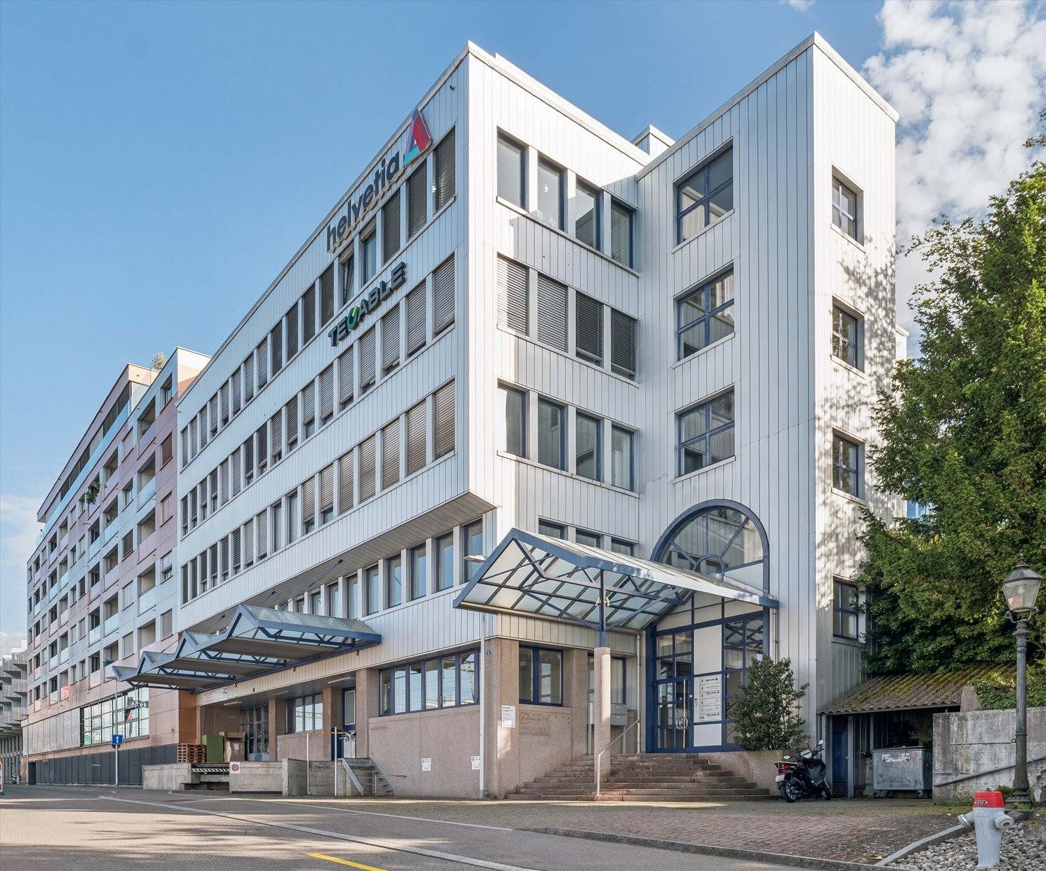 381m² de bureaux, photo 1 sur 6