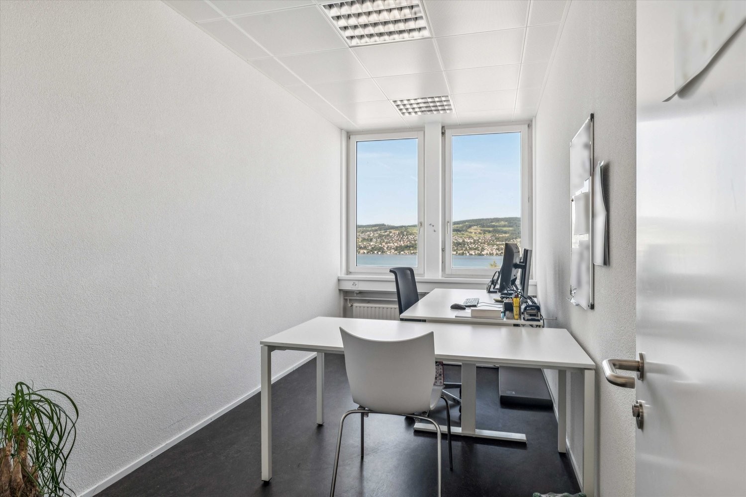 381m² de bureaux, photo 5 sur 6