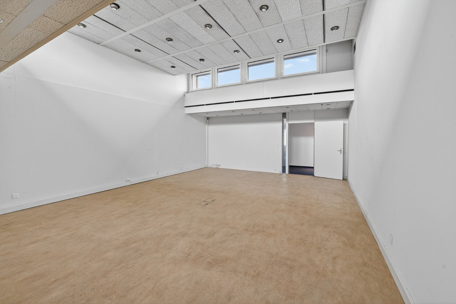Bureau de 292m²
