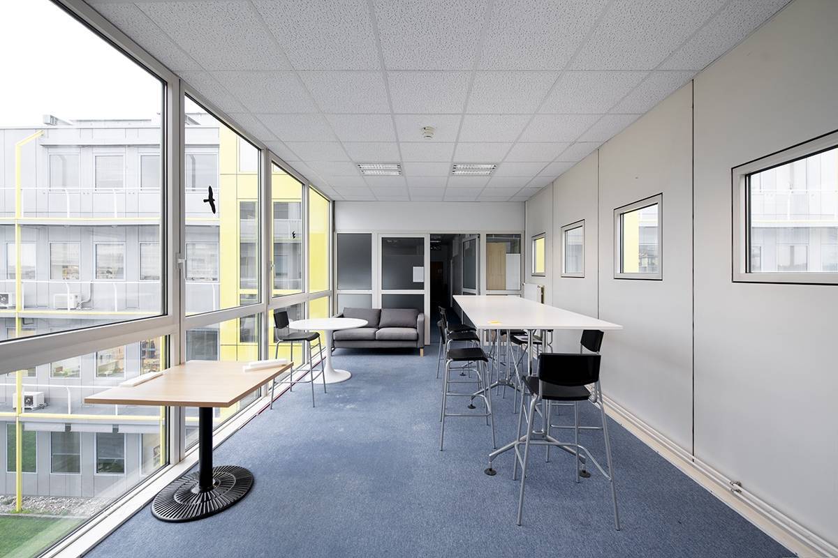 720m² commercial, photo 4 sur 9
