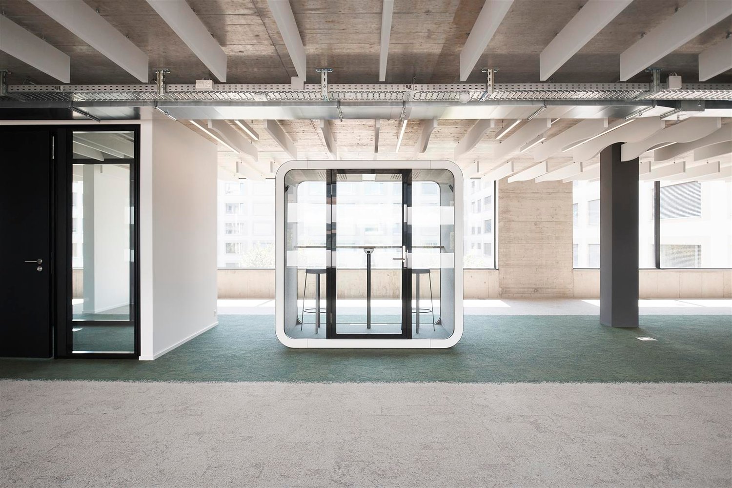 Bureau de 204m², photo 1 sur 10