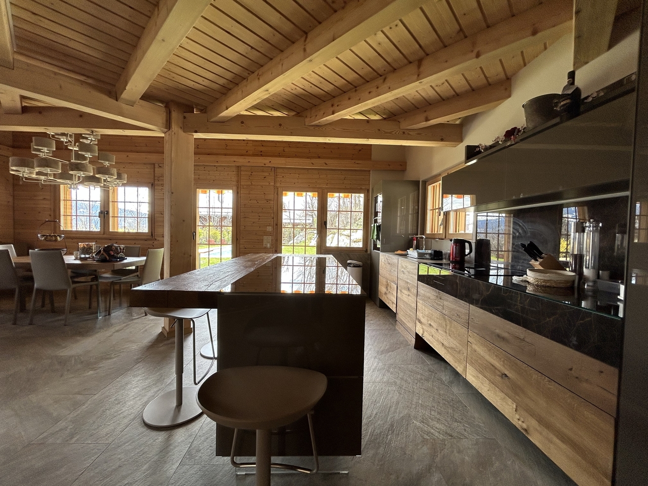 8 rooms chalet, photo 4 sur 10