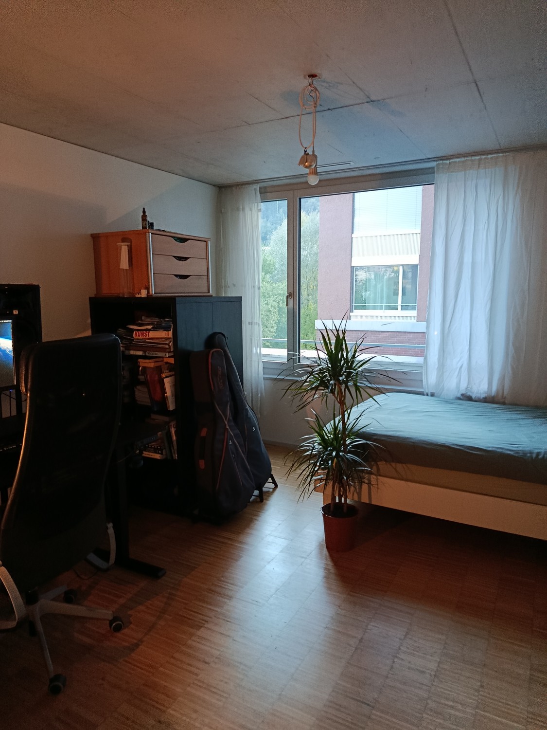 Chambre en colocation, photo 1 sur 9