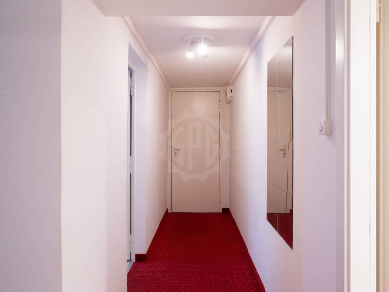 50m² office, photo 8 sur 10