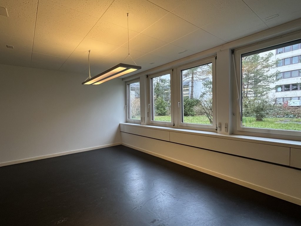 30m² office, photo 3 sur 3