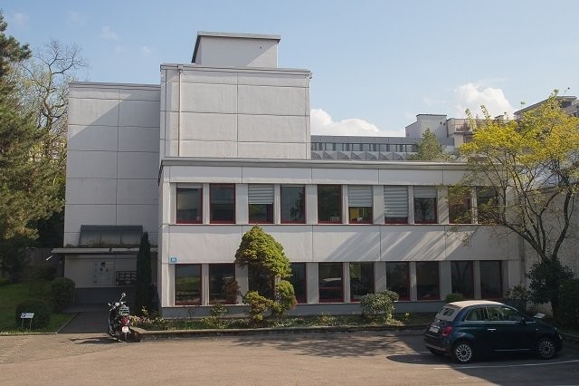 30m² office, photo 1 sur 3