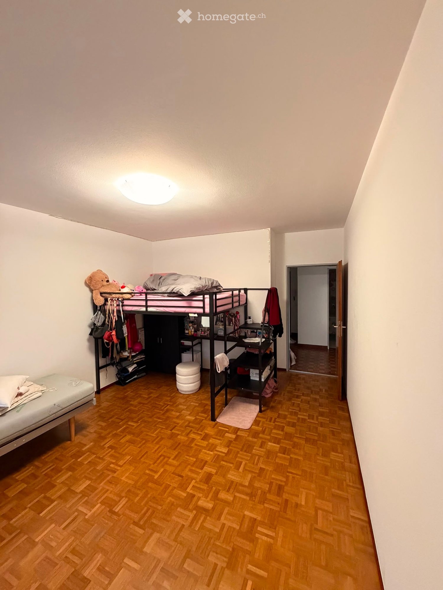 Appartement de 4 pièces, photo 1 sur 5